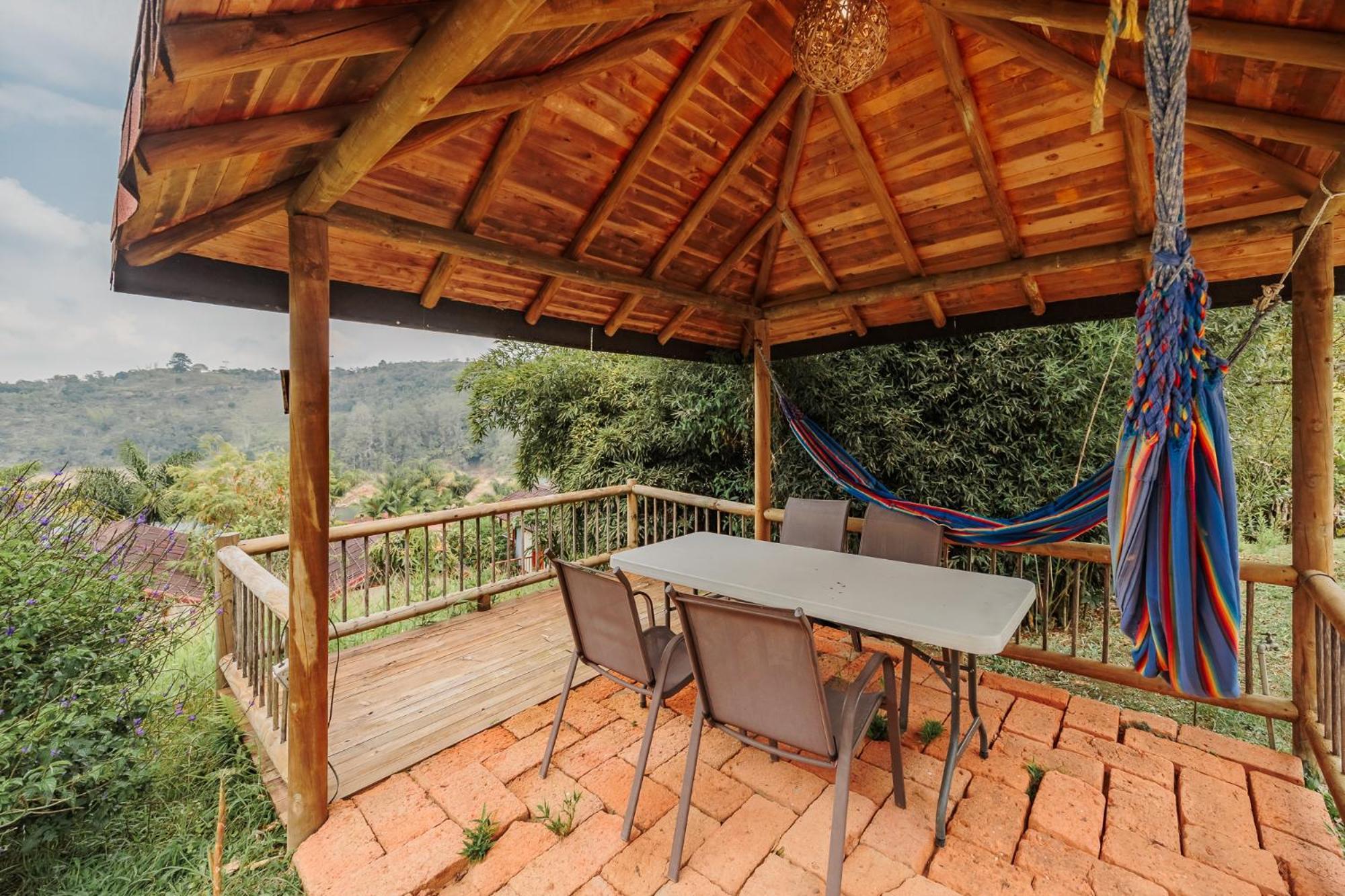 Hotel Pietrasanta Guatapé Екстериор снимка