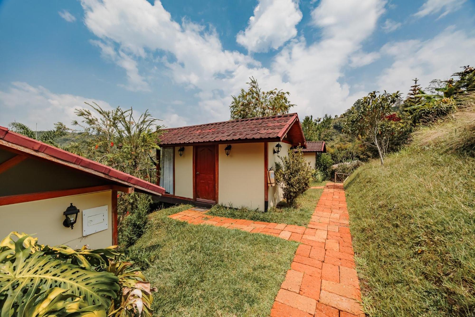 Hotel Pietrasanta Guatapé Екстериор снимка