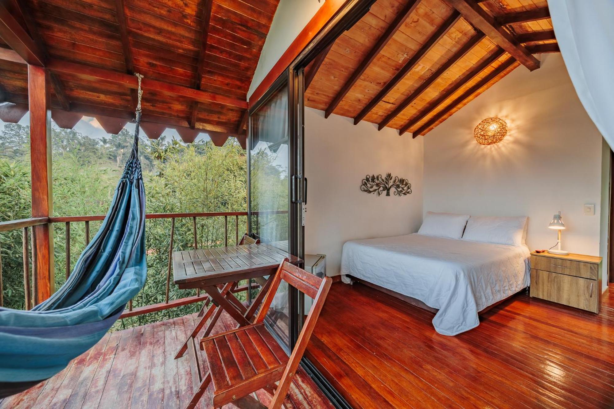 Hotel Pietrasanta Guatapé Екстериор снимка
